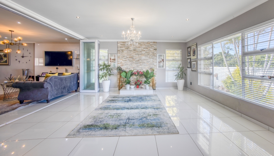 5 Bedroom Property for Sale in Gonubie Eastern Cape